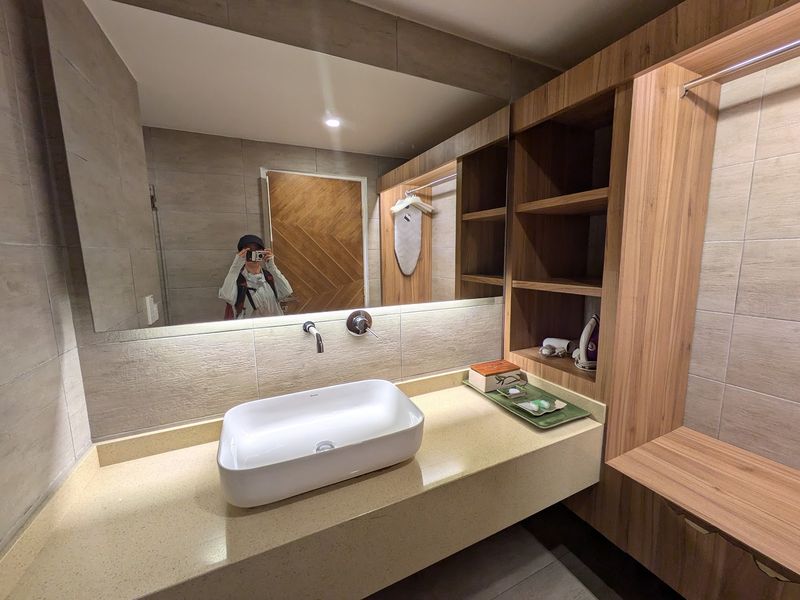 Lot 33 Boutique Hotel